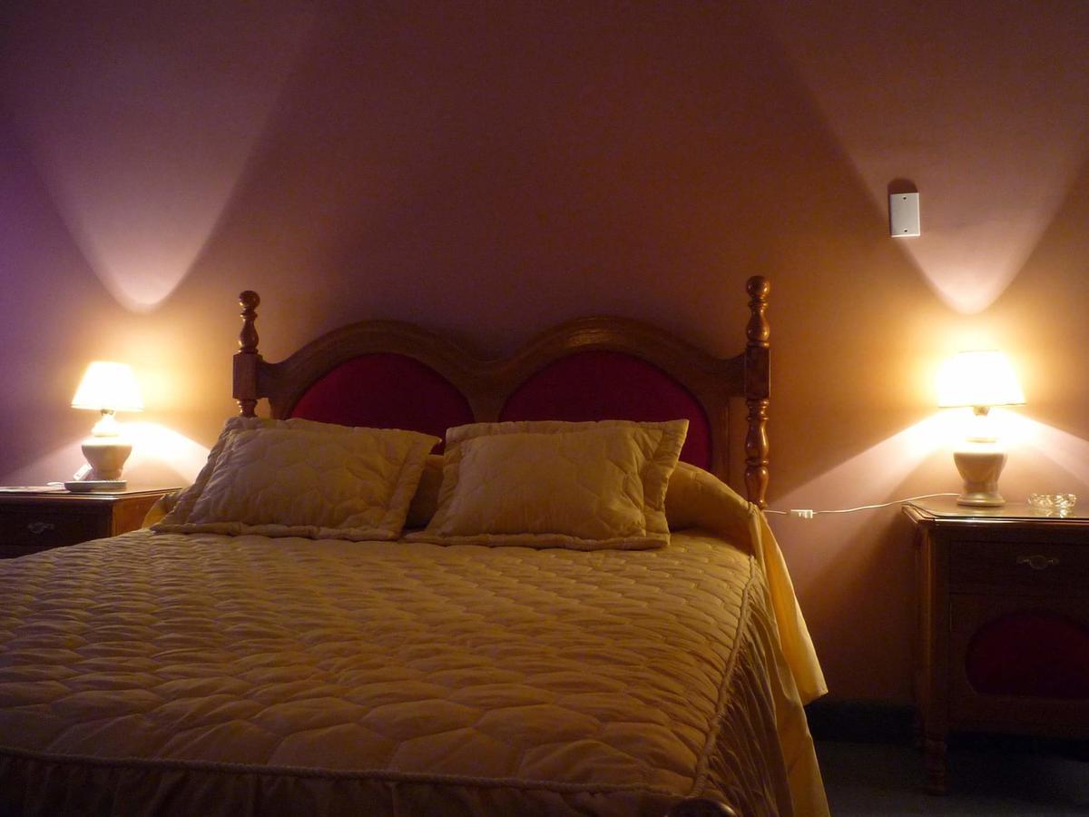 Hotel Las Rosas Salta Kültér fotó